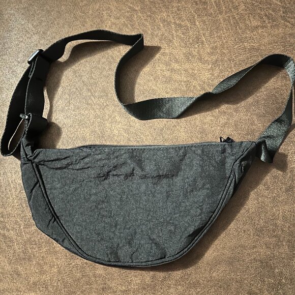 Small Nylon Crescent Bag Dumpling Autumn Fall Black New - Picture 2 of 6